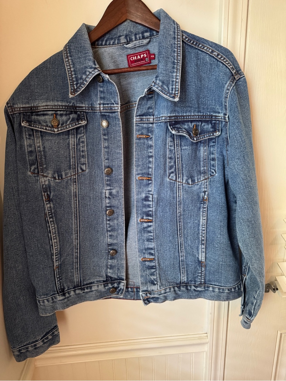 Chaps Women's Classic Light Blue Denim Jacket Size Medium